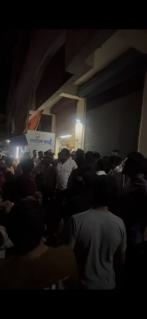 कुडूसमध्ये दोन तरुणांना बेदम मारहाण,१८ जणांवर गुन्हे दाखल,