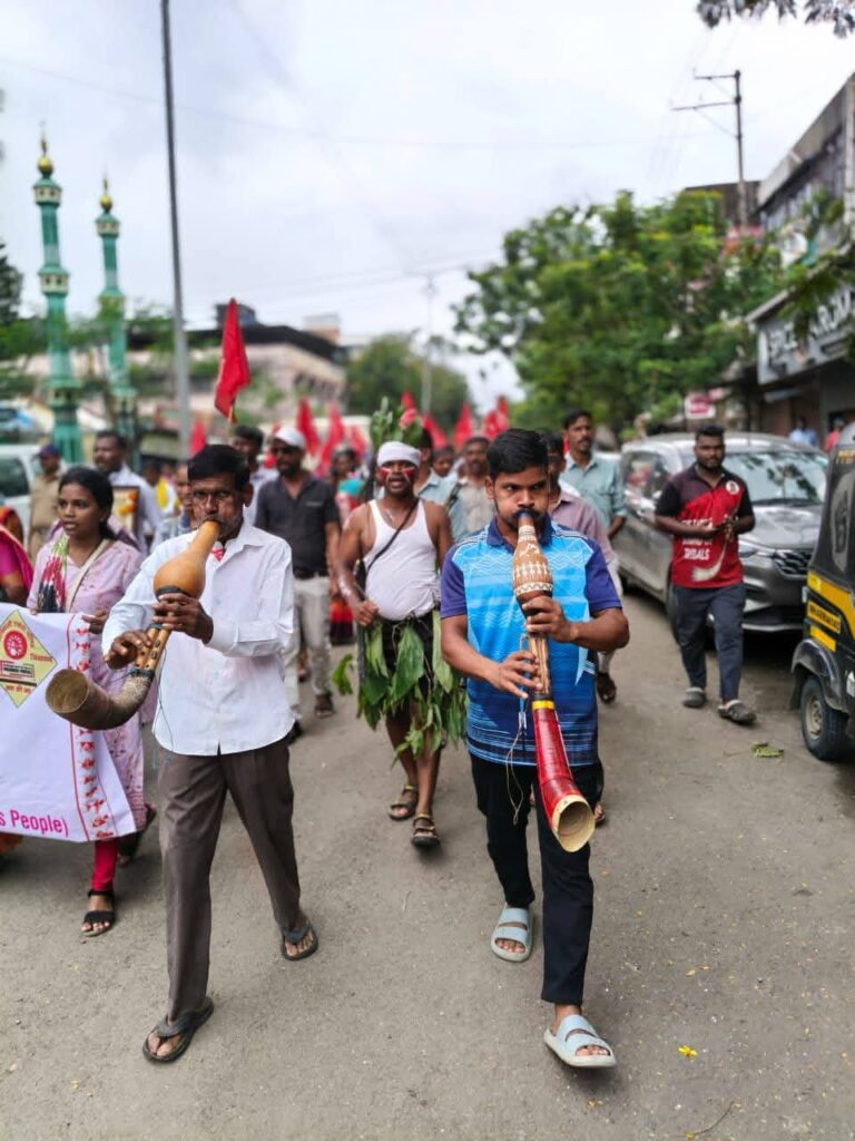 पालघर येथे आदिवासी एकता परिषदेतर्फे रॅली व विविध उपक्रमाचे आयोजन,