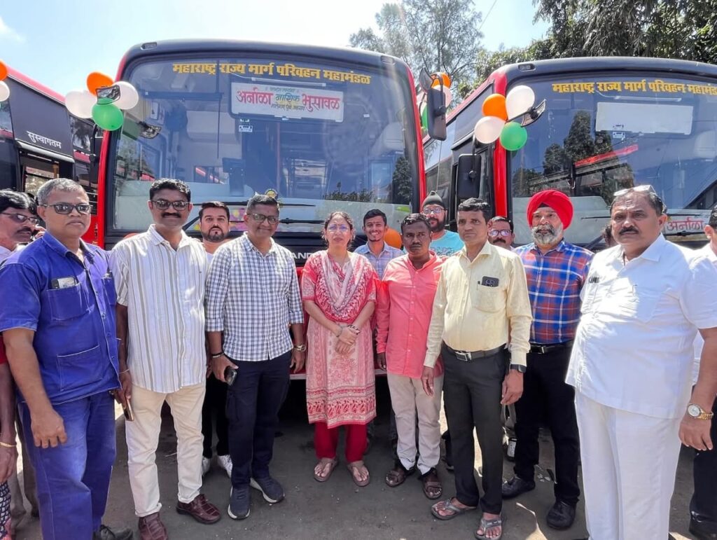 अर्नाळा येथे पाच नवीन बसेसचा लोकार्पण सोहळा संपन्न,