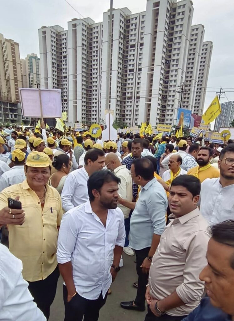 बविआचा मनपा मुख्यालयावर धडक मोर्चा,