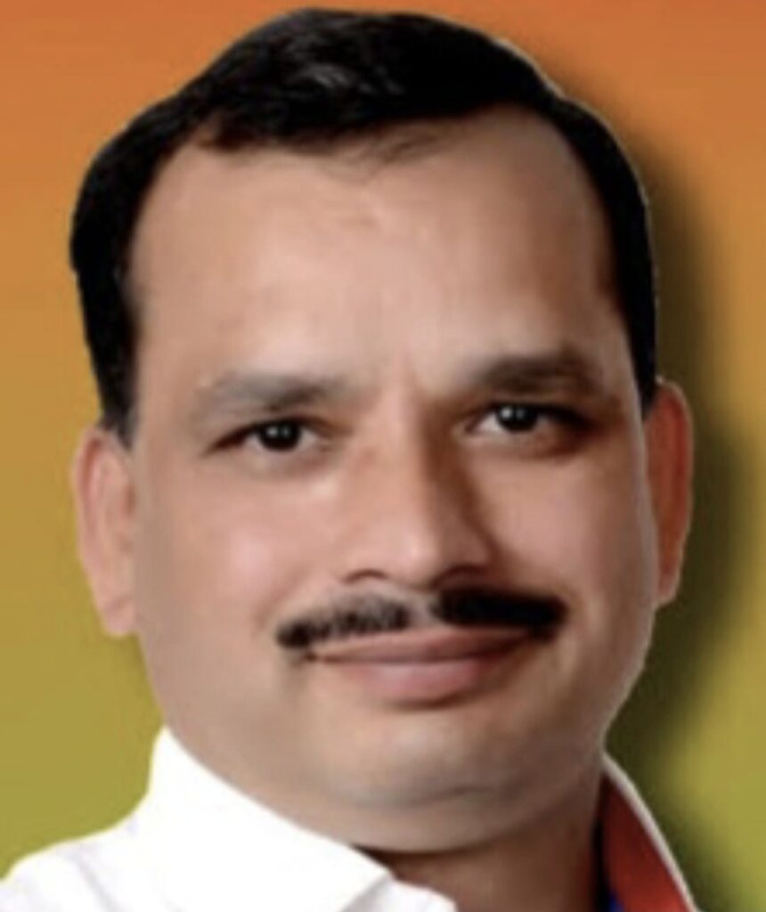 अवाजवी पाणीपट्टी दरवाढीविरोधात भाजपची जोरदार निदर्शने,