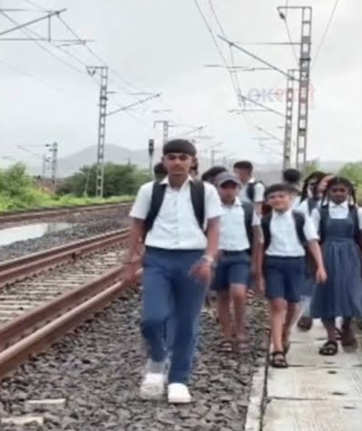 कायमस्वरूपी पुलासाठी जिल्हा प्रशासनाकडून राज्य शासनास प्रस्ताव सादर,